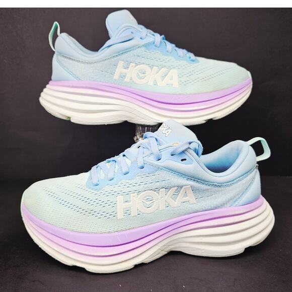Hoka One One Shoes - Hoka Women 7 Comfy footwear